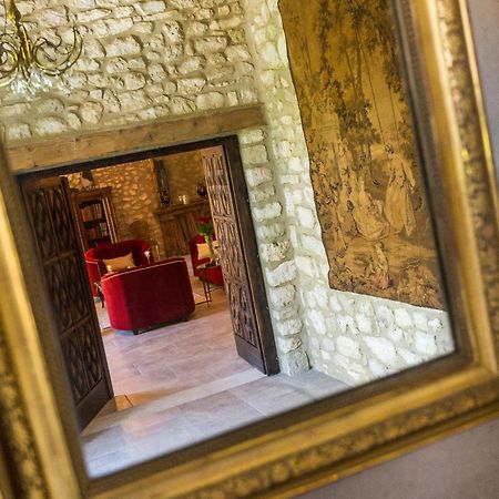 Le Mas de la Chapelle Sainte Anastasie  Habitación foto